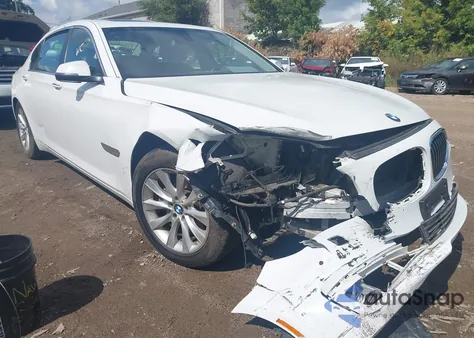 2013 BMW 740Li xDrive z USA, uszkodzony, nr VIN WBAYF4C53DD127658